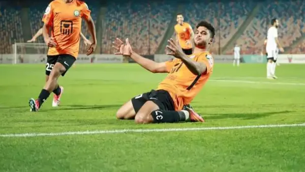 الأهلي يطلق مفاوضات جدية مع أسامة فيصل لتعزيز خط الهجوم بعد تعثر بيراميدز