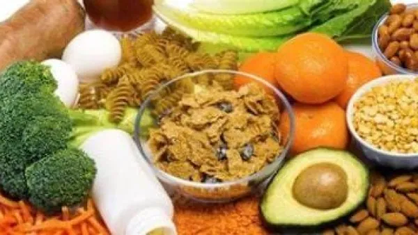 الانتفاخ والغازات في البداية: هكذا يتأقلم جهازك الهضمي مع النظام الغذائي النباتي