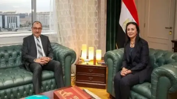 التوسع في مشروعات قطاع الأعمال يخلق آلاف فرص العمل الجديدة في الصناعة