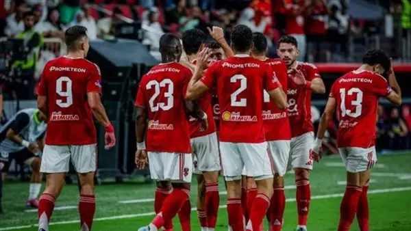 الجمعة 21 نوفمبر 2025.. توقيت وقنوات مباراة الأهلي وشبيبة القبائل في دوري الأبطال