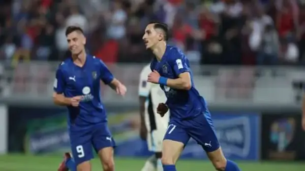 الدحيل يتقدم برباعية ويثبت تفوقه على الاتحاد في دوري أبطال آسيا بهاتريك بولبينة