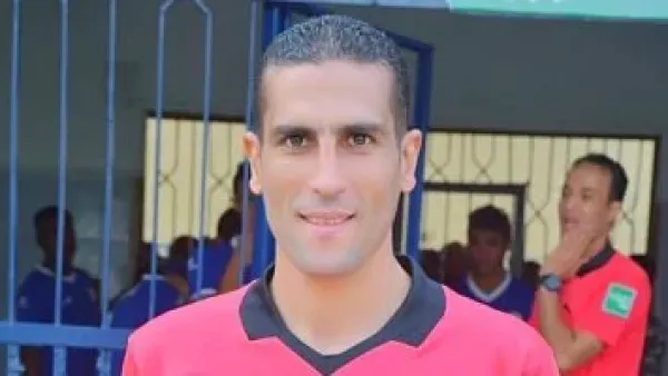 الزمالك يطارد انتصاره السابع أمام البنك الأهلي للاقتراب خطوة من قمة الدوري.