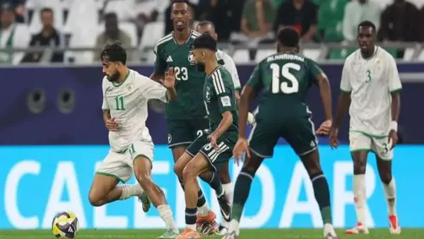 السعودية تتصدر كأس العرب بثنائية في مواجهة مثيرة أمام عمان