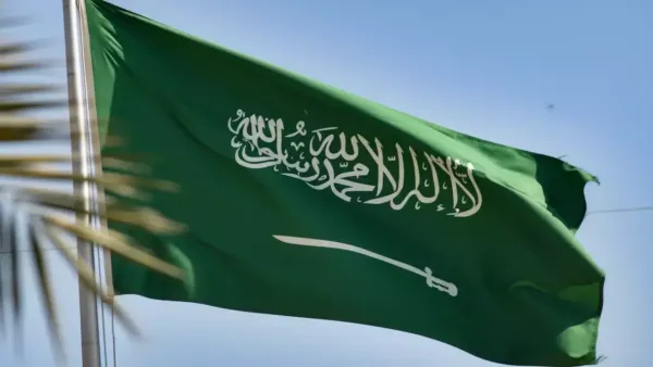 السعودية تحدد 3 شروط اقتصادية تؤثر على 2.5 مليون يمني وتعرض 70% من الأسر لخطر الإفلاس