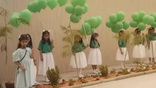 المدارس السعودية تتحول إلى "غابات ذكية" تراقب نفسها وتعزز تجربة 6 ملايين طالب