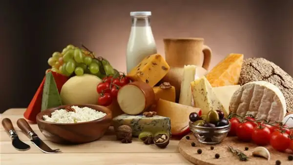 انخفاض أسعار الجبن اليوم في الأسواق بنسبة ملحوظة بلغ 4 أنواع أبرزها الشيدر