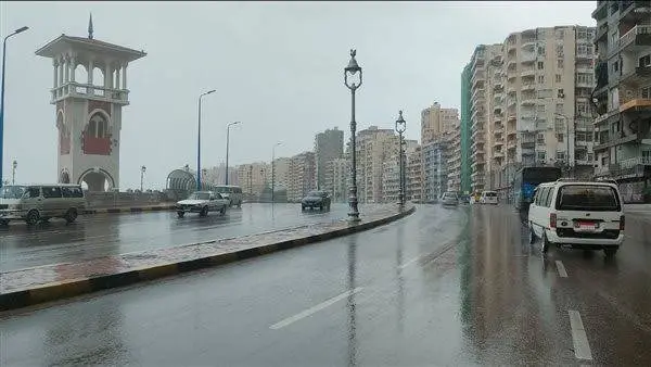 انخفاض تدريجي وفرص أمطار محدودة تتصدر حالة الطقس غدًا 24 نوفمبر في مصر