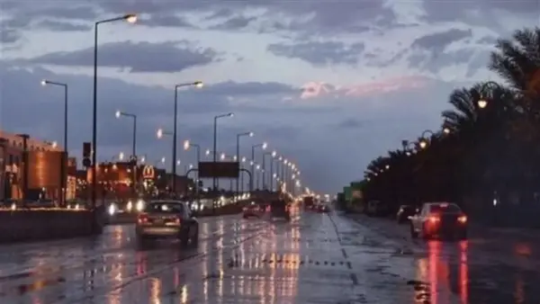 انخفاض درجات الحرارة اليوم مع شبورة مائية كثيفة تؤثر على حركة المرور في القاهرة والإسكندرية