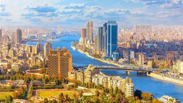 انخفاض كبير بالحرارة.. طقس الاثنين يشهد تقلبات جوية وأمطار وظهور شبورة كثيفة