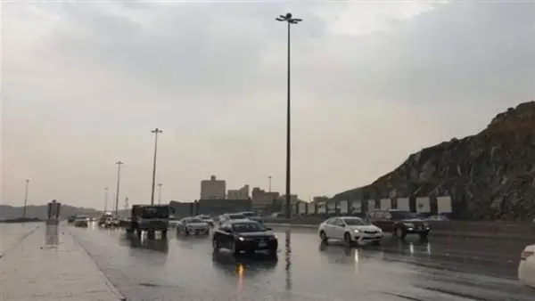 انخفاض ملموس في درجات الحرارة وفرص متزايدة لهطول الأمطار غدًا في القاهرة والمناطق المجاورة