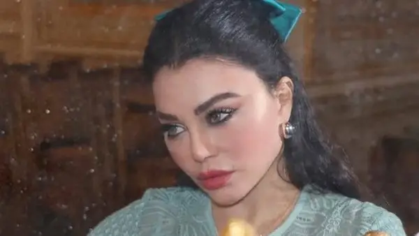 بالذكاء والجدل.. هكذا حوّلت هيفاء وهبي لقبًا جماليًا إلى إمبراطورية فنية.