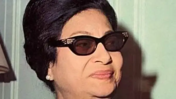 حمام سباحة ومدرجات التتش عربون حب أم كلثوم للأهلى فى ذكري ميلادها