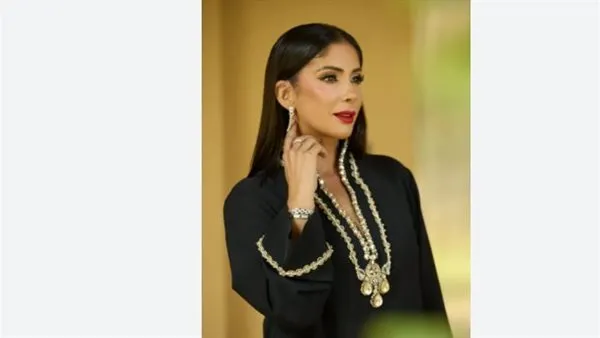 بثلاثة أفلام دفعة واحدة.. منى زكي تسيطر على خريطة الموسم السينمائي الجديد.