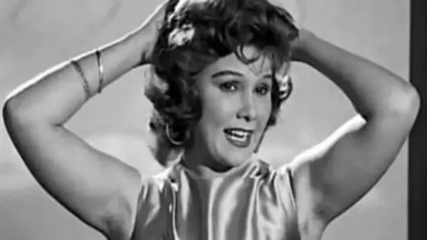 برلنتي عبد الحميد تحتفي بذكرى رحيلها وتسرد مسيرتها الفنية التي انطلقت من خشبة المسرح