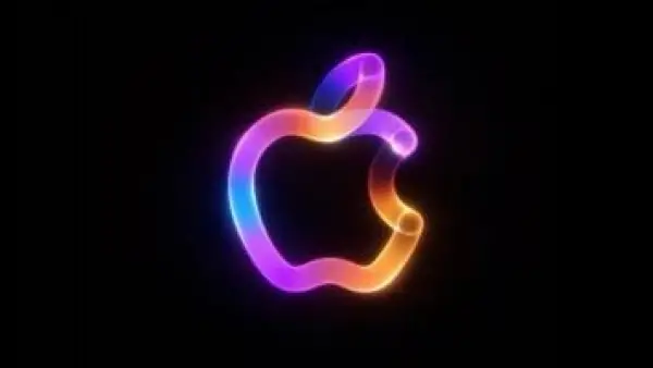 بشاشة ضخمة.. تقارير تكشف ملامح آيفون القابل للطي بتصميم يشبه الآيباد