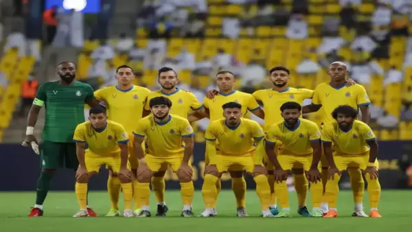 بصفقة كبرى.. النصر يقترب من ضم نجولو كانتي وينافس الهلال والاتحاد شديدًا