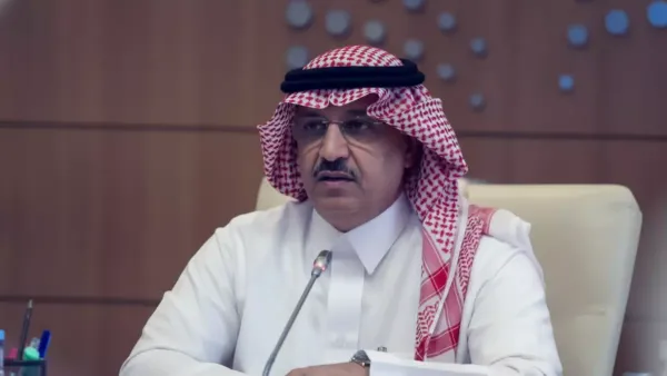 بعد الإنذار الأحمر.. ما هي المناطق السعودية الثمانية الأقرب لتعليق الدراسة؟