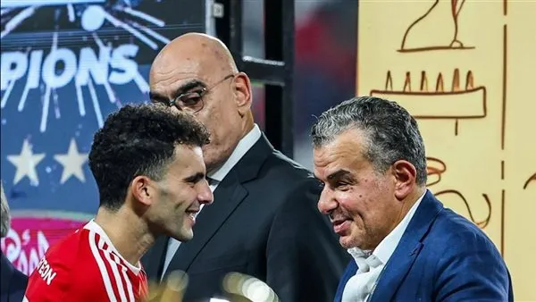 بعد تجاهله مصافحة نائب رئيس الزمالك.. الأهلي يوجه رسالة مفاجئة لـ "زيزو"