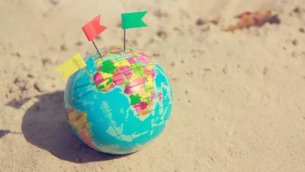 بوابة مصر الرقمية.. إجراءات توثيق إقرار سفر الزوجة عبر المنصة والشروط المطلوبة