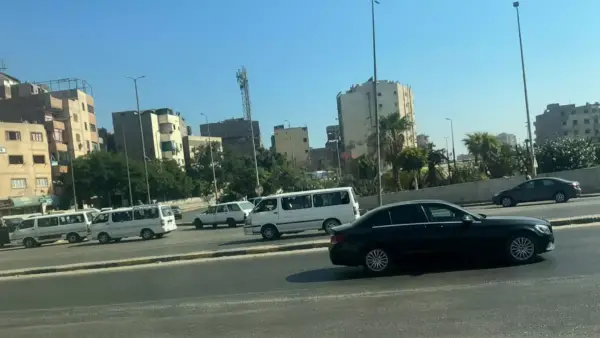 تجنب الزحام.. خريطة الطرق المغلقة والمحاور البديلة في القاهرة والجيزة طبقًا لآخر التحديثات
