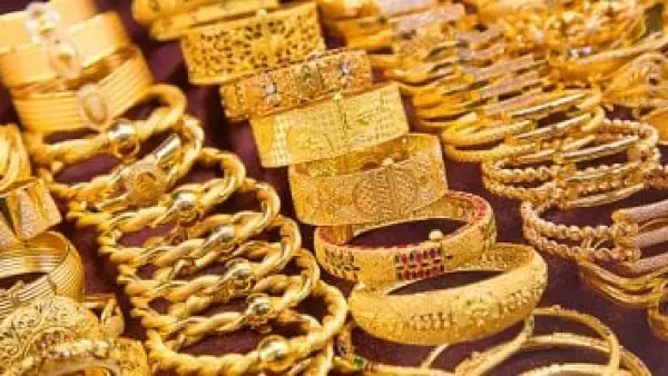 تحديثات الأسواق.. سعر الذهب عيار 21 يسجل أرقامًا جديدة مع افتتاح تعاملات الثلاثاء
