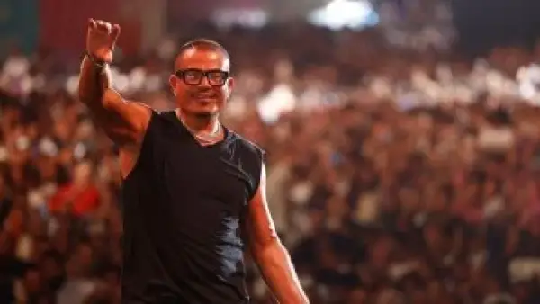 تحدي قضائي.. موعد نظر طعن عمرو دياب على حكم تغريمه في واقعة الصفع