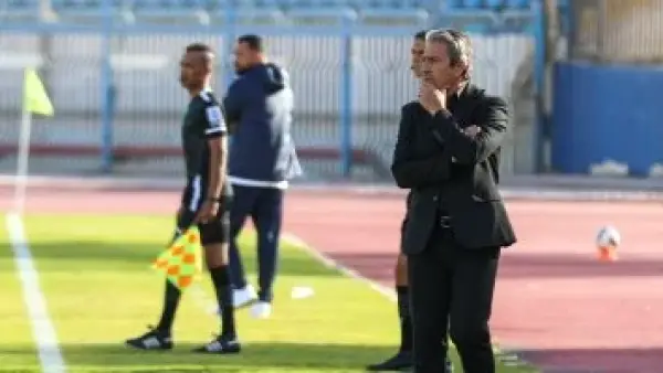 تحركات الكوكي.. مدرب حرس الحدود يراقب الزمالك قبل موقعة كأس عاصمة مصر