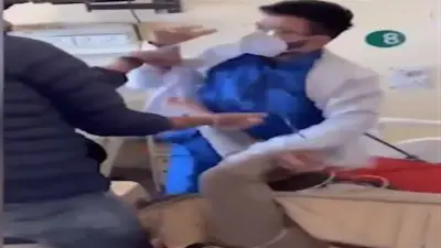 تحرك رسمي بالهند.. طبيب يعتدي بالضرب على مريض في مستشفى شيملا شمال البلاد