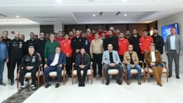 وزير الرياضة يلتقى منتخب مصر لكرة اليد قبل المشاركة فى بطولة إسبانيا الدولية