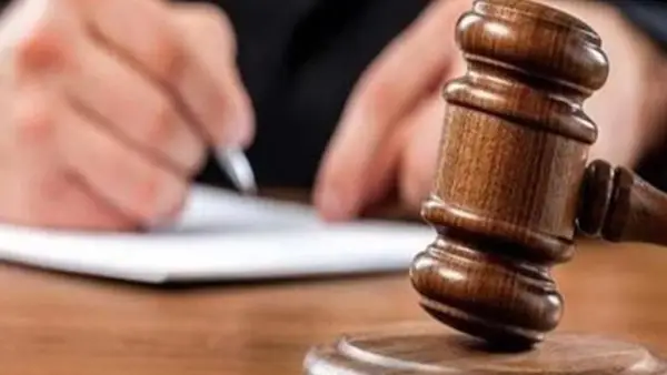 تطبيق هاتفي مشبوه.. تفاصيل قرار قضائي بشأن المتهمين بالترويج لأعمال منافية للآداب