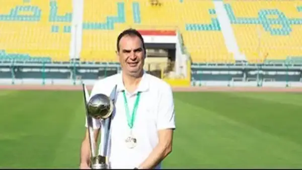 تكريم الفيفا لعبد الحميد بسيوني بعد هاتريك تاريخي في عيد ميلاده