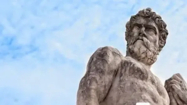 تمثال هرقل الأسطوري يظهر بعد 1700 عام مدفونًا في إسبانيا