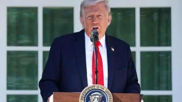 تمرْكز غواصة نووية قرب الساحل يضع المنطقة على شفا مواجهة عسكرية