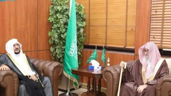 تنسيق عالي المستوى بين المفتي والشؤون الإسلامية لضبط الفتوى وتوجيه المنابر