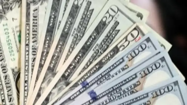 ثبات سعر الدولار في البنوك المصرية اليوم يعزز استقرار السوق النقدي