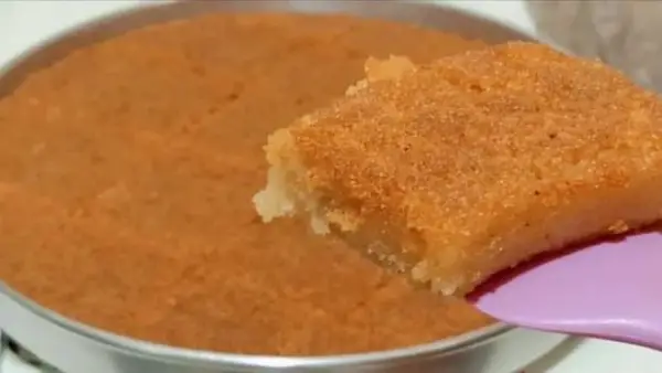 جربي تعمليها كده.. طريقة عمل البسبوسة بالزبادي بمكونات اقتصادية وطعم أحلى من المحلات