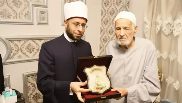 جنازة في الحسين.. أسامة الأزهري يؤم المصلين لتشييع الراحل منصور الرفاعي اليوم