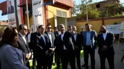 جولة تفقدية بالصف.. رئيس الوزراء يتابع مشروع التدشين بمحطة رفع الفهميين