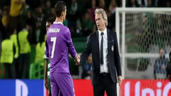 جيسوس يعزز صفوف النصر بضم نجم الهلال السابق ويشعل ديربي الرياض