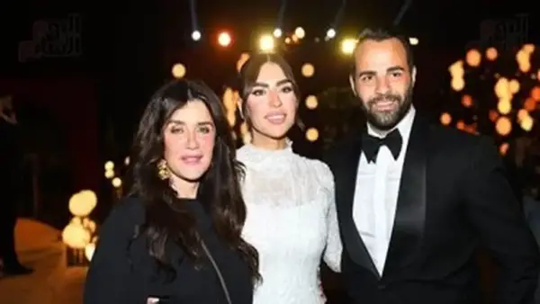 حفل زفاف ابنة ربيع ياسين يجمع نجوم الرياضة وجيل تسعينيات السينما بينهم غادة عادل