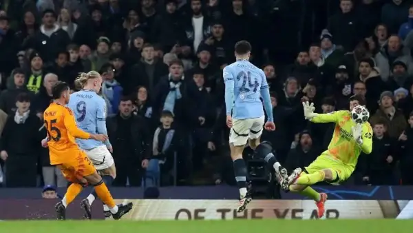 خسارة مانشستر سيتي أمام باير ليفركوزن 2-0 تعقد فرصه في دوري أبطال أوروبا