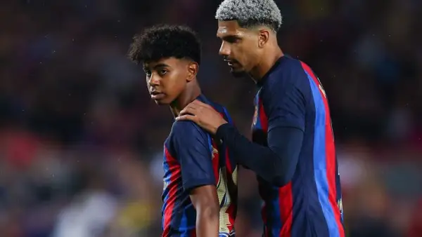 داخل شقة برشلونة.. لامين يامال يكشف أسرار حياته الخاصة في فيديو المليون مشاهدة