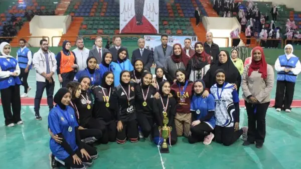 دوري الأنشطة لتلاميذ المدارس بالوادي الجديد يعزز روح الفريق ويختتم فعالياته بنجاح