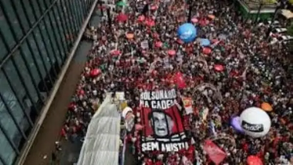 رفض عشرات الآلاف في البرازيل تخفيف عقوبة بولسونارو ويُشدد قانون «لا عفو» على موقف حازم