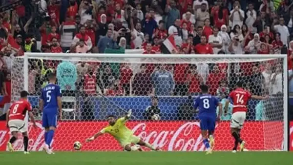 ركلة جزاء ضائعة لـ عمرو السولية تؤثر على أداء منتخب مصر أمام الكويت في كأس العرب