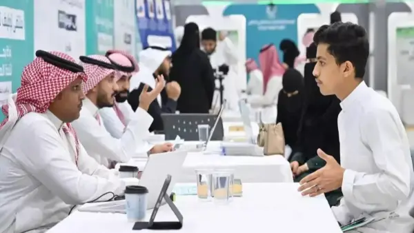 رواتب 20 ألف ريال.. فتح باب التقديم للسعوديين بقطاعي الطب والهندسة