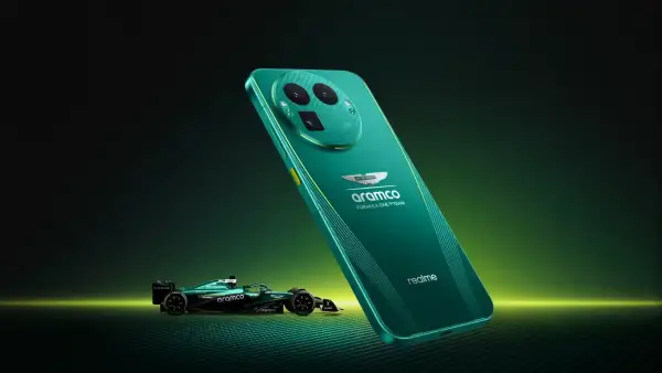 هذا هو التعاون الثاني بين ريلمي وأستون مارتن