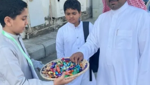 زيارة كبار السن لأبنائهم بالمدارس: الحجز بمكالمة هاتفية والتوكيل ممنوع.