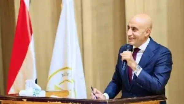 زيارة مفاجئة لمدارس بني سويف.. وزير التعليم يتابع سير العملية التعليمية ميدانيًا