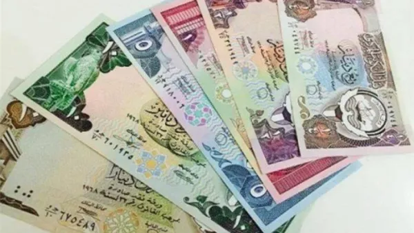 سعر الدينار الكويتي.. قيمة شراء وبيع العملة بالبنك المركزي بتعاملات الاثنين 22 ديسمبر